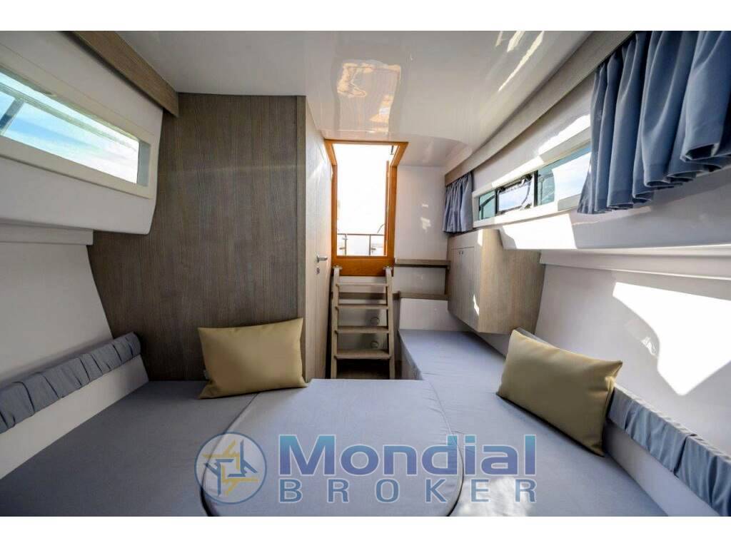 Mimi Libeccio 8.5 cabin