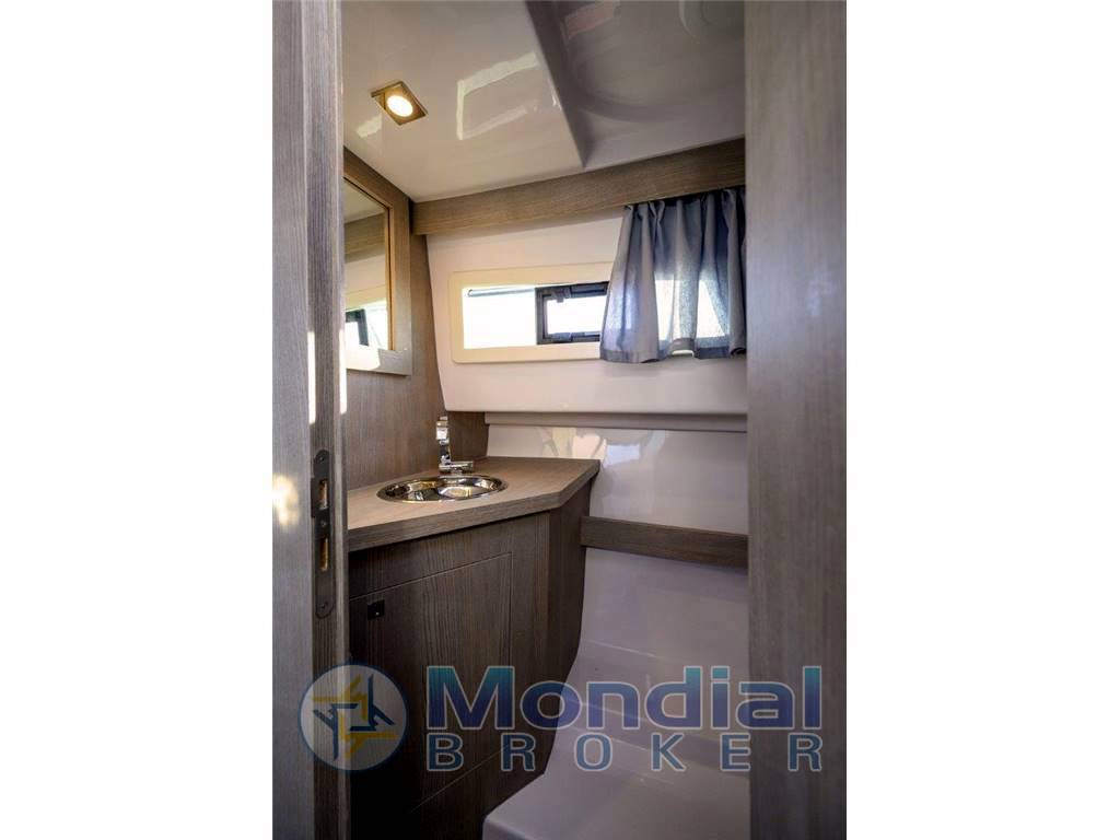 Mimi Libeccio 8.5 cabin