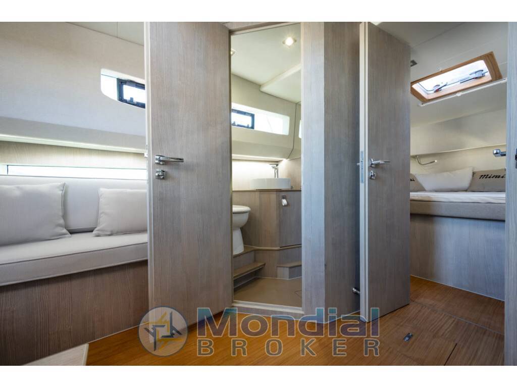 Mimi Libeccio 11 cabin